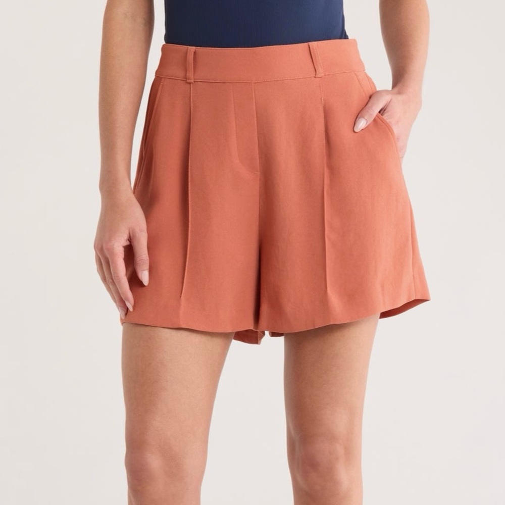 NWT SPANX Carefree Crepe Shorts Sedona Size S